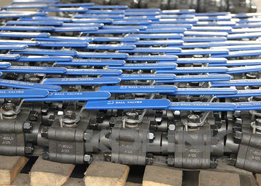 2pc geschmiedetes Stahlkugelventil, mit geschweißter Steckdose / NPT End, CL150-1500 A105 F304